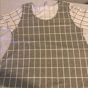LulaRoe grey geometric top size large